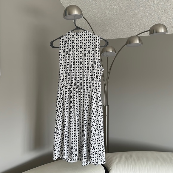 Banana Republic Dress - Picture 3 of 3